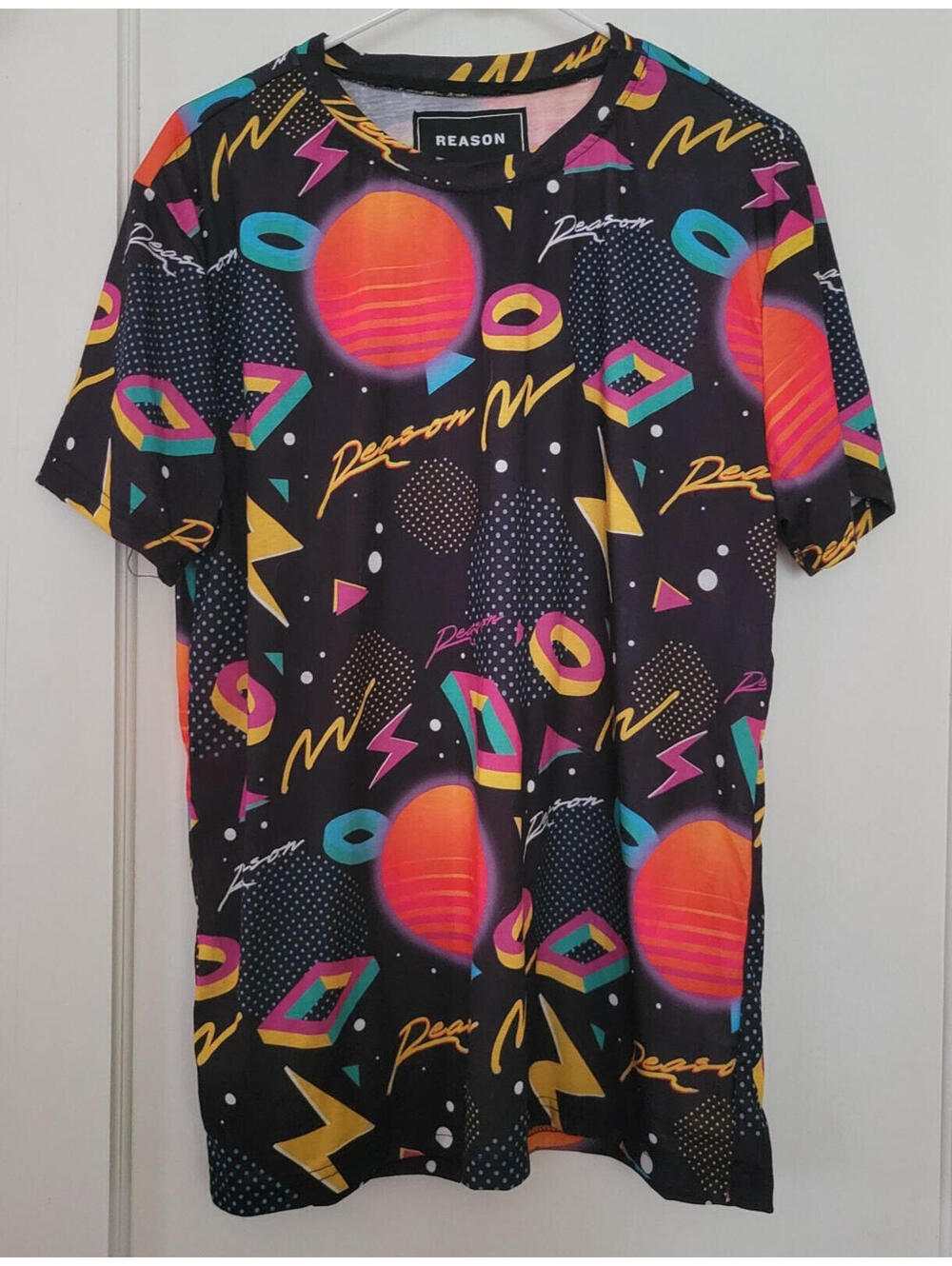 Reason Clothing Unisex L Geometric Retro Print Top NWT 80s Style